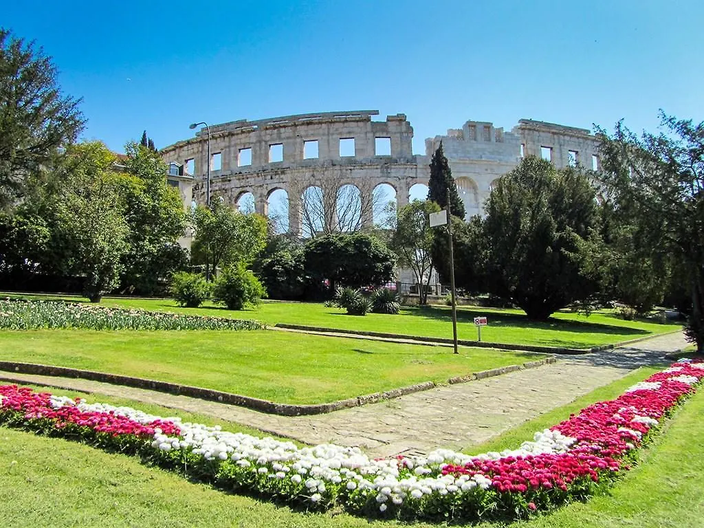 Apartment Pula 6
